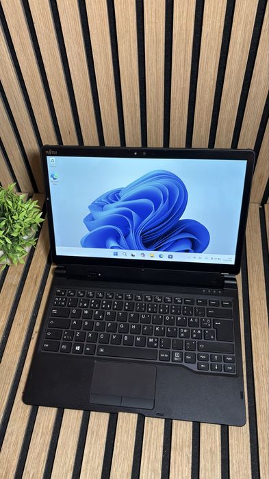 Продам Планшет Fujitsu Stylistic Q739