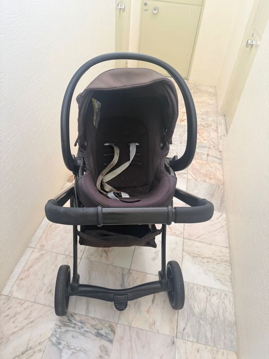 Carrinho de bebé trio Chicco
