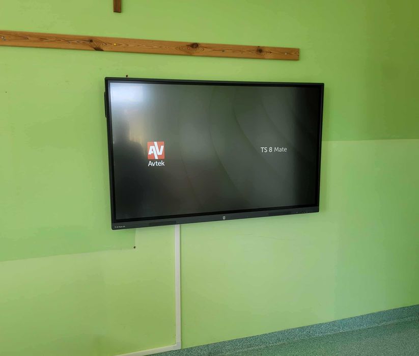 Monitor interaktywny Avtek TS 8 Mate 65 - tablica interaktywna