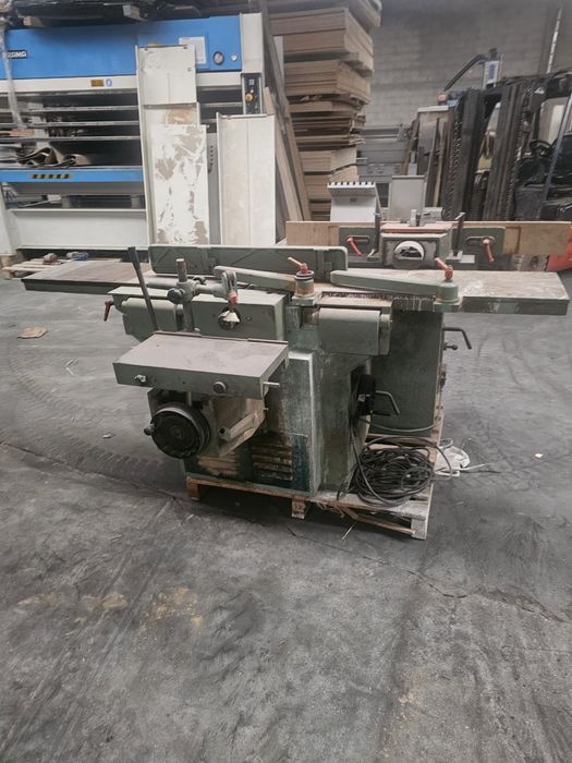 Universal Mida 5