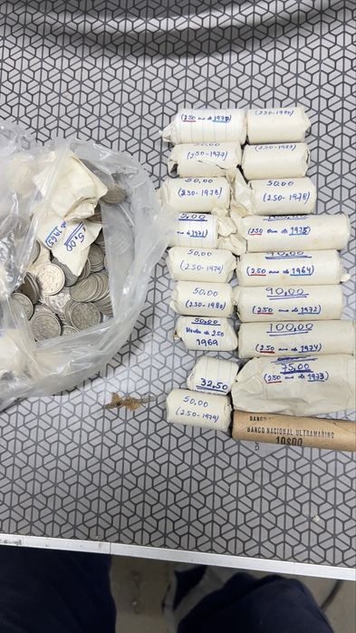 moedas antigas data 1964