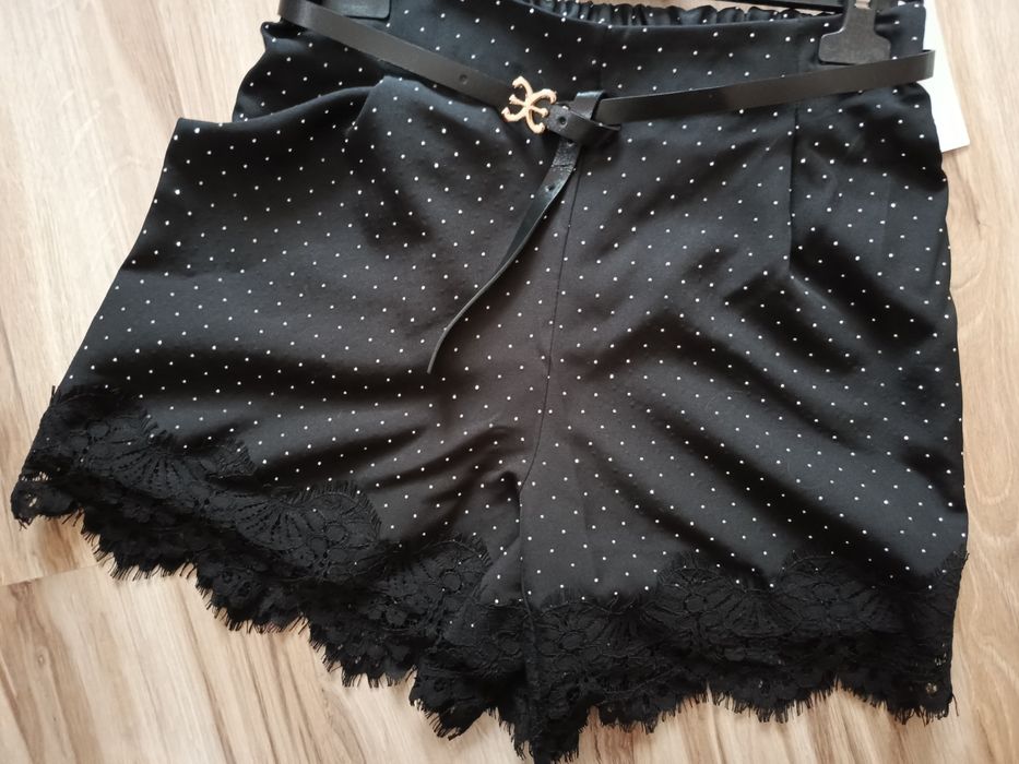 Nowe krótkie spodenki blink koronka uniwersalny Made in Italy