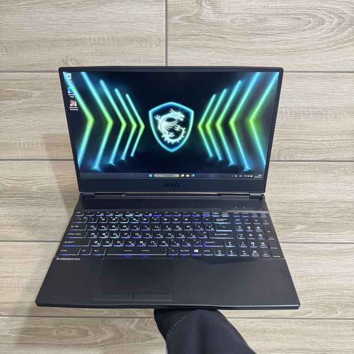 MSI Raider Rtx 2070, i7 10750, 144Hz Ігровий ноутбук