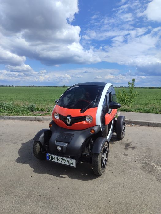 Рено.   .Твіззі..