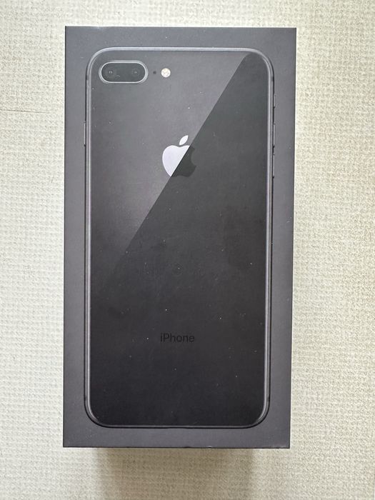 iPhone 8 Plus 64GB Space Gray полная оригинальная комплектация