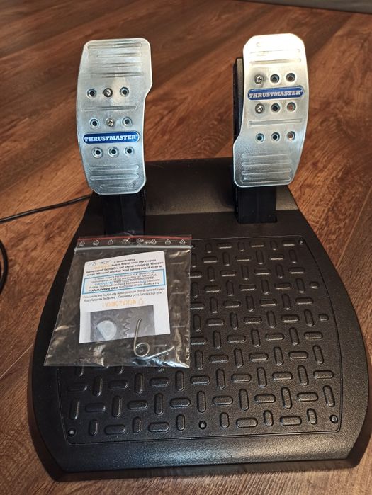Pedały / manipulatory nożne Thrustmaster T2PA