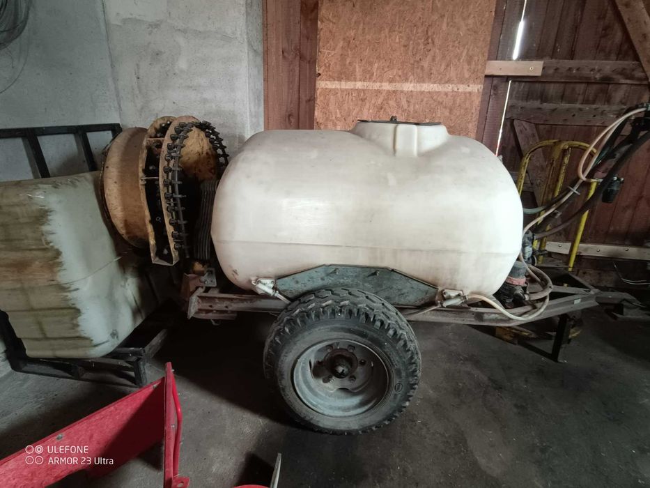 Opryskiwacz Ślęza sadownicza 1000l