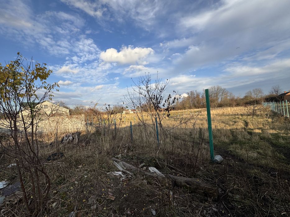 Продаж ділянки та старого будинку с.Миклашів