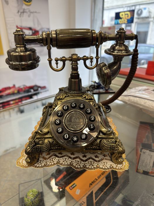 Telefone novo estilo antigo. Lindissimo