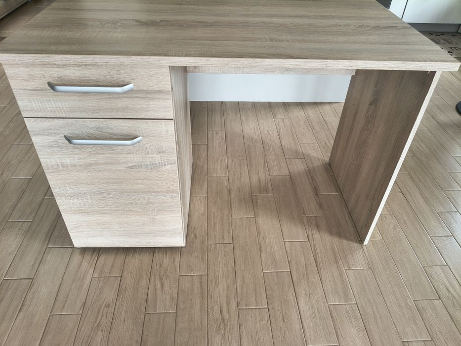 Biurko dziecięce/ młodzieżowe