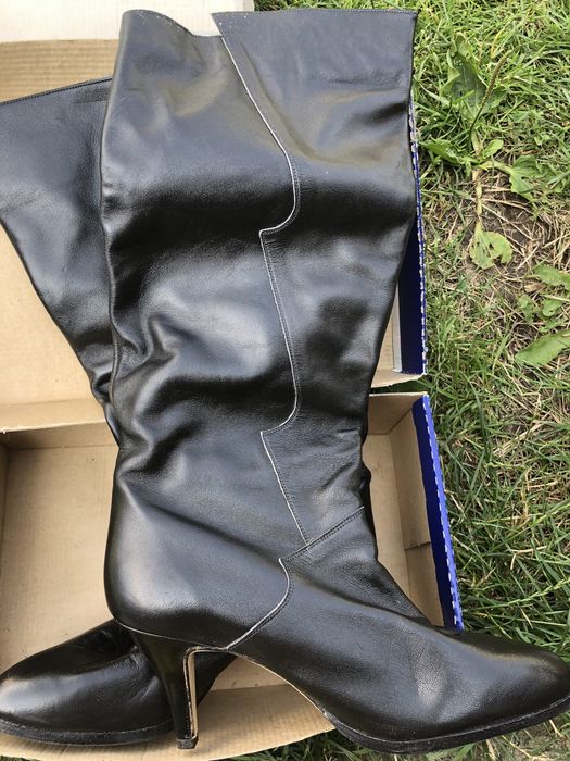 Жіночі шкіряні чоботи 38-39 розмір високі