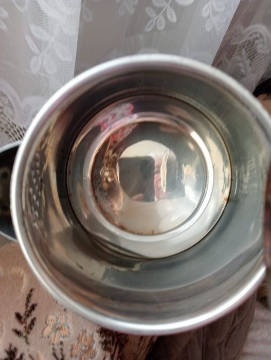 Электрочайник  не рабочий.