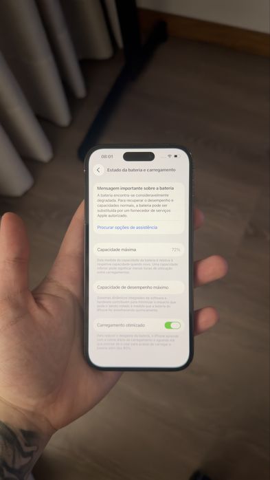 Iphone 14 pro bateria a 72%