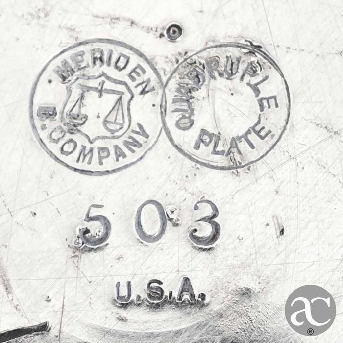 Jarro e Bacia em casquinha Americana Meriden Britannia Company