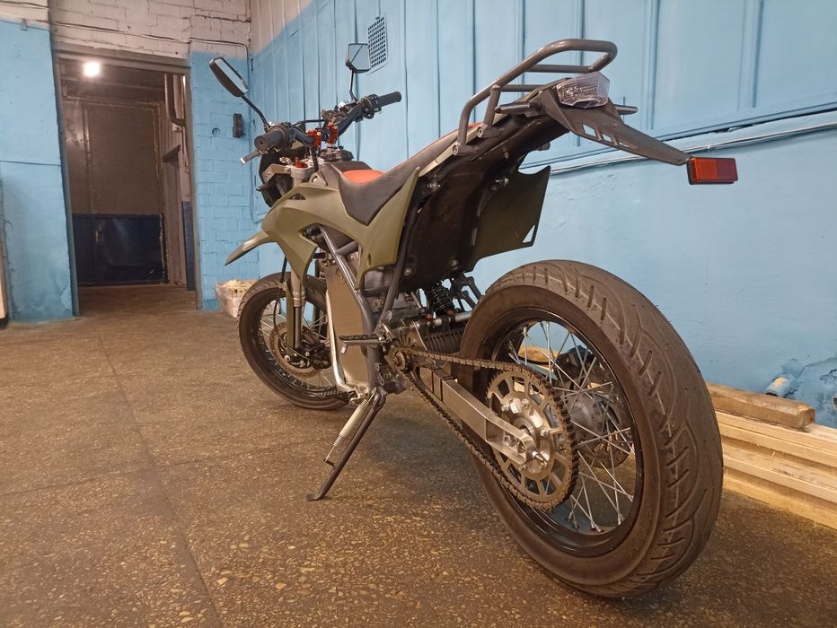 Мотард електромотоцикл