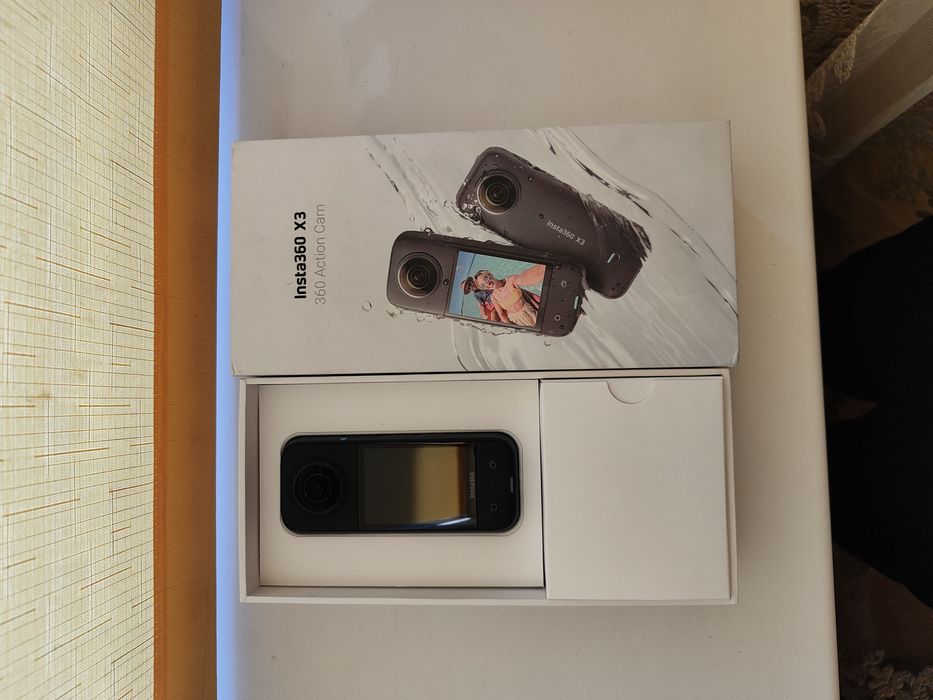 Insta 360 x3 в хорошому стані