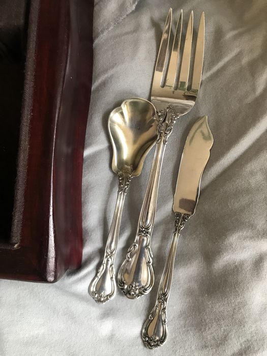 Столовое серебро (925) GORHAM  набор на 6 персон  67 предметов