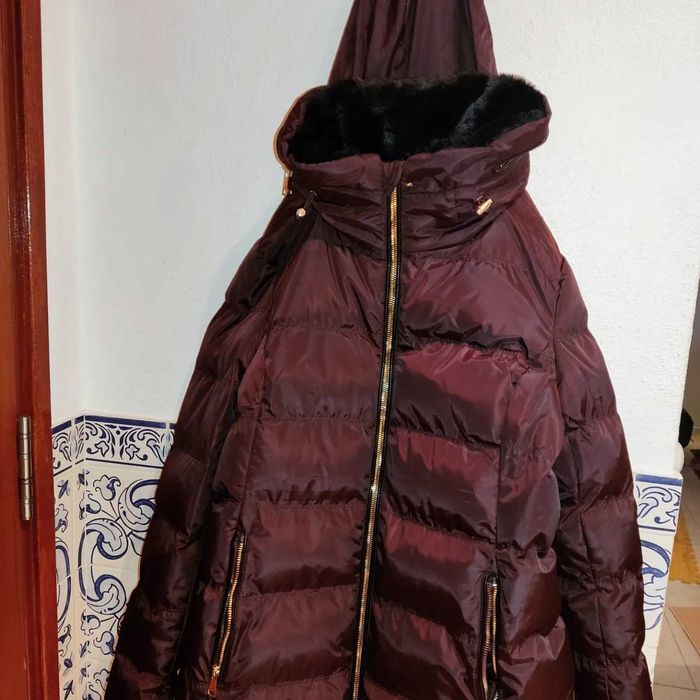 Blusão bordô de senhora