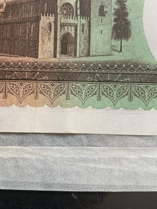 1- Nota de 50$  - Ramalho Ortigao -1941 / Nao Circulada / Pequeno Vinco