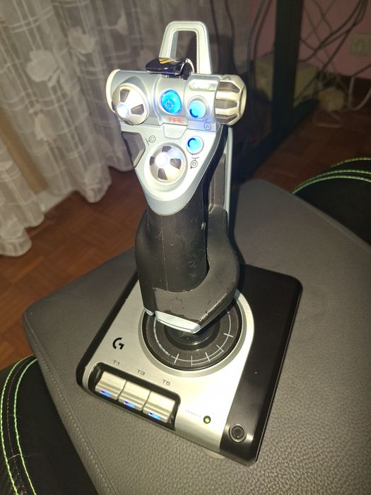 Logitech x52 Flight Control System