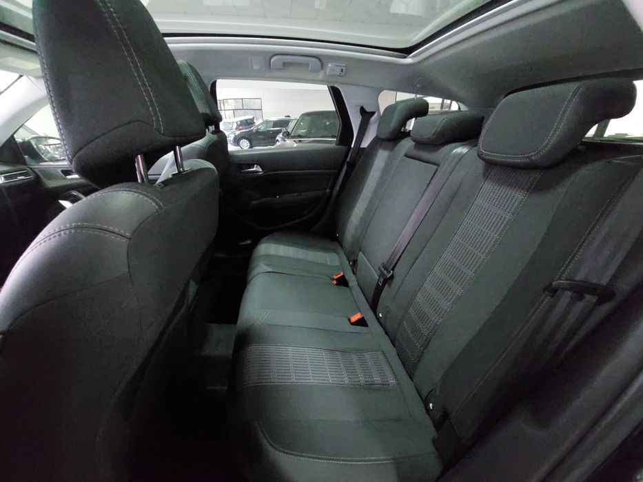 Peugeot 308 SW Allure 1.5 BlueHDi 130cv Tecto Panorâmico