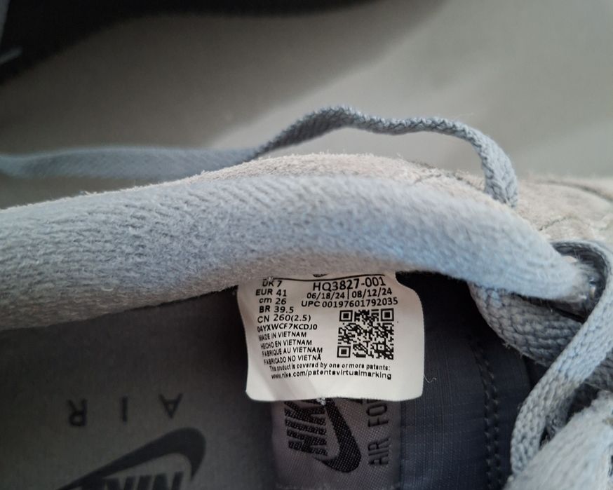 Sapatilhas cinzentas Nike Air Force