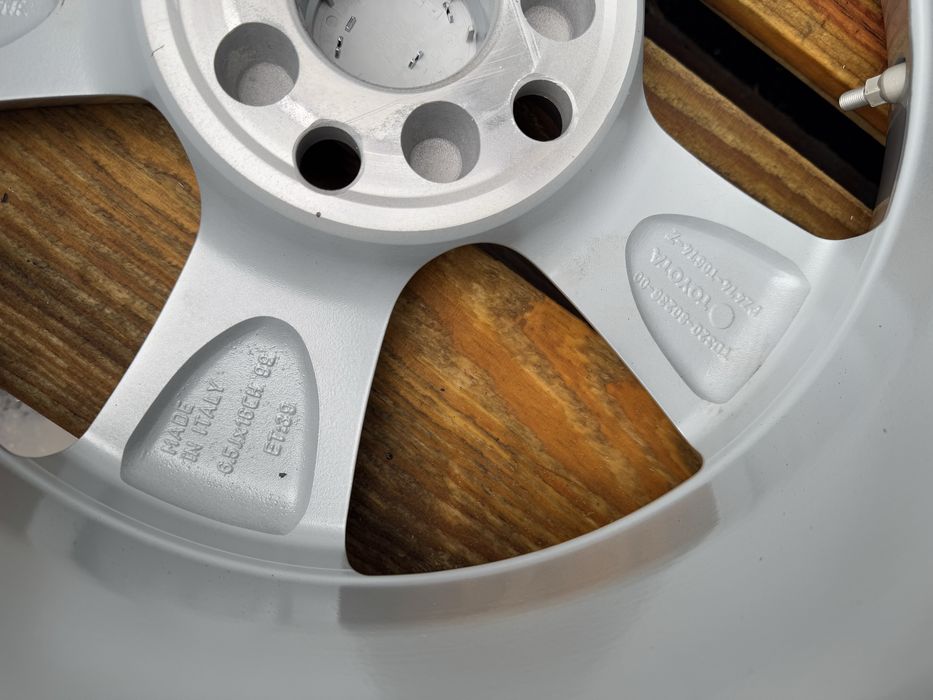 Диски 5/114.3 r16 Toyota original нові