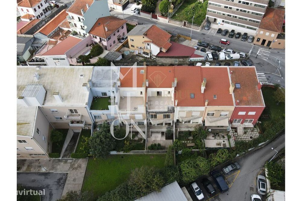 Moradia Unifamiliar T4+1 C / Box , Porto  ( Matosinhos )