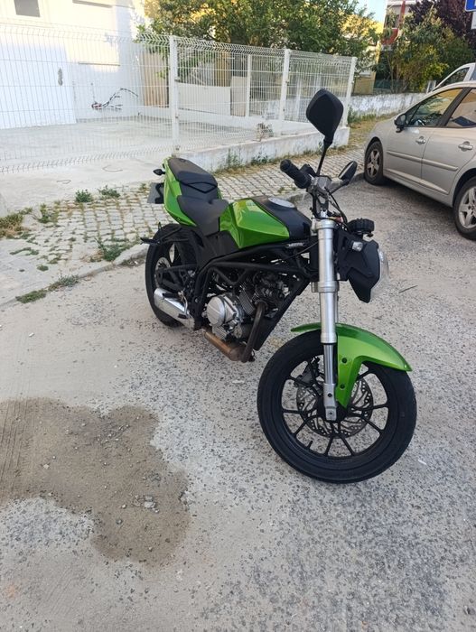 vendo mota 125,bom estado