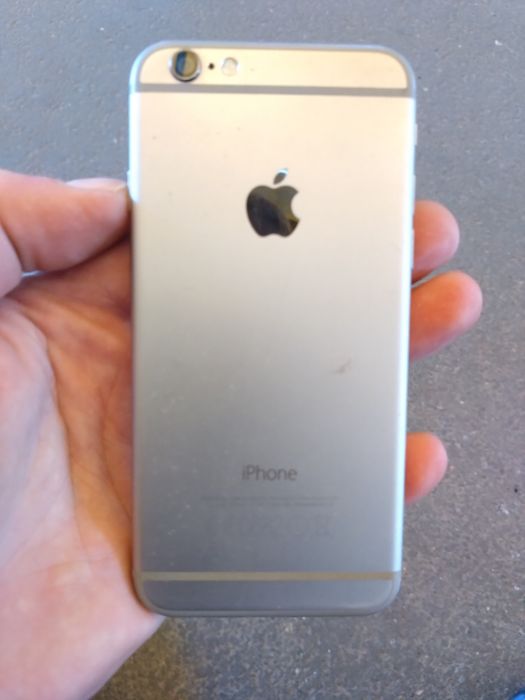 iPhone 6 black  16 gb