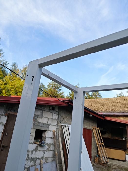 Stojak, brama, ekspozytor