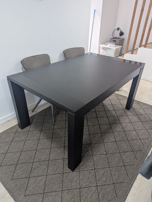 Mesa de jantar extensível