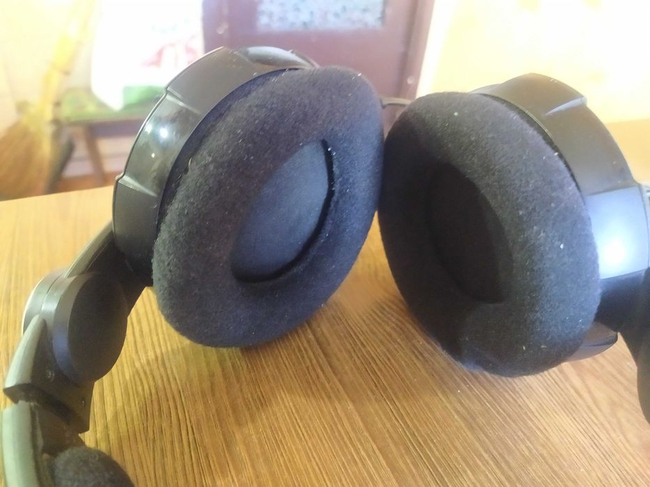 Навушники Sennheiser HD 215