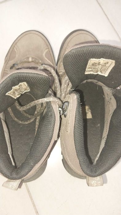 Ботинки  Jack Wolfskin 38размер.