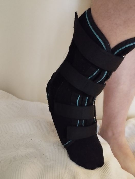 Бандаж (ортез) на голеностопный сустав Алком  с фиксатором