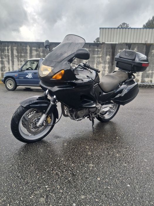 Honda Deauville 650