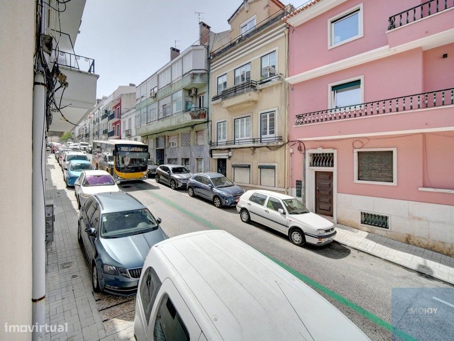 Apartamento T2 em Campolide