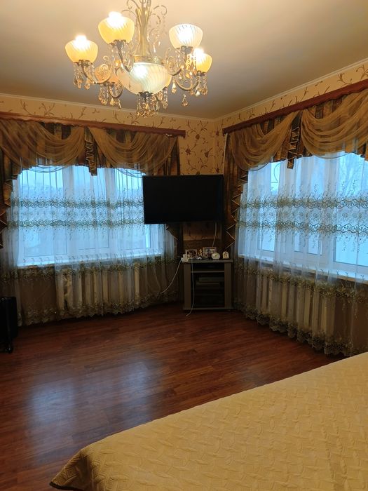 Оренда великого будинку у с. Киселівка