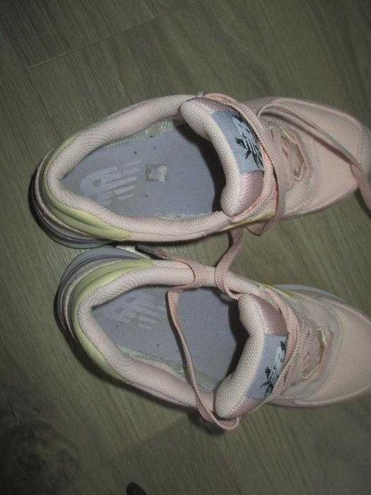 Кросівки New Balance розмір 36,5