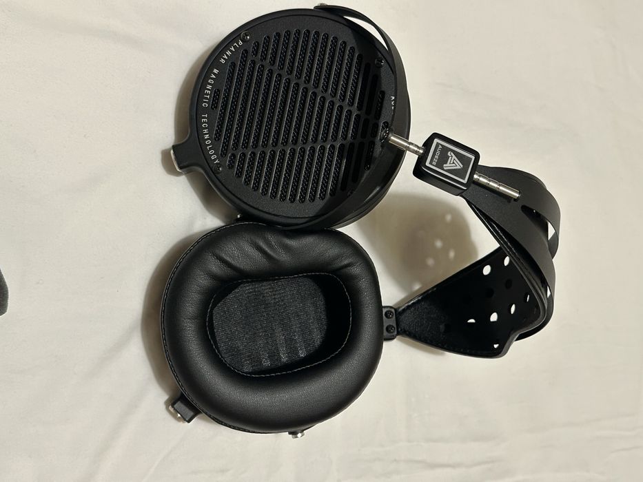 Auscultadores Headphones Audeze LCD-2C Classic novos