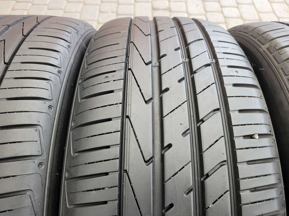 235 /55 R  18  Hankook          Lato/Komplet