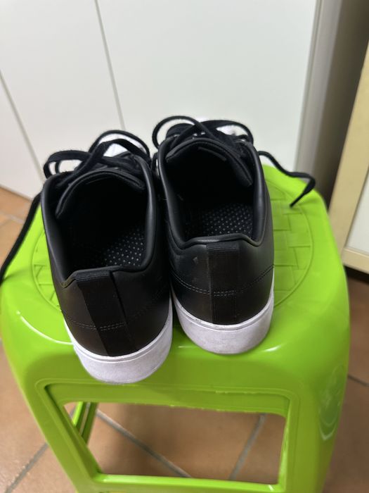 Sapatilhas Adidas como novas