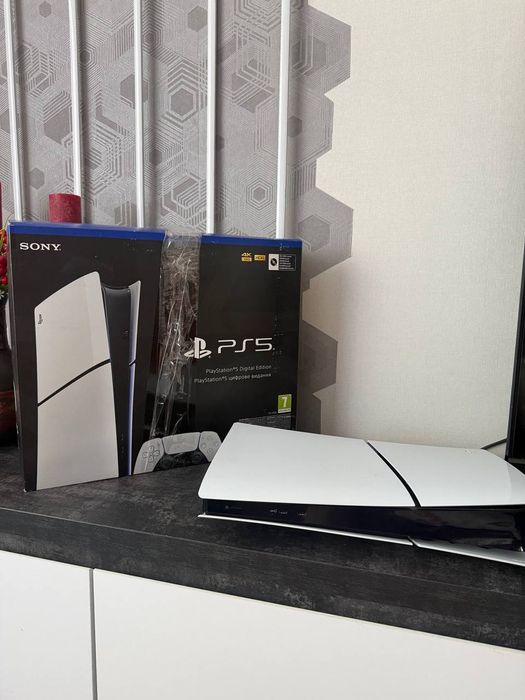 Sony PlayStation 5 Slim Digital Edition
