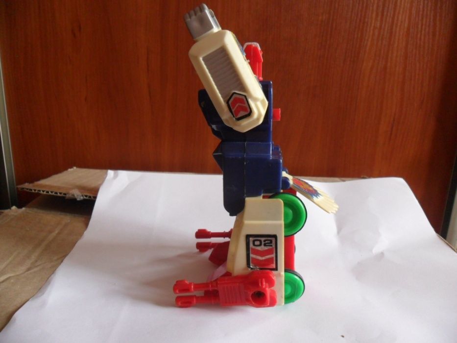 игрушка Трансформер 90 - ых