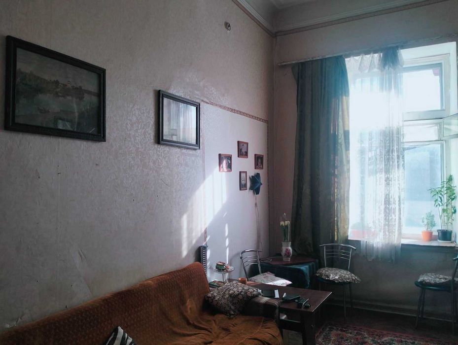 (3) Продам 3-кімнатну квартиру в Центрі 6352