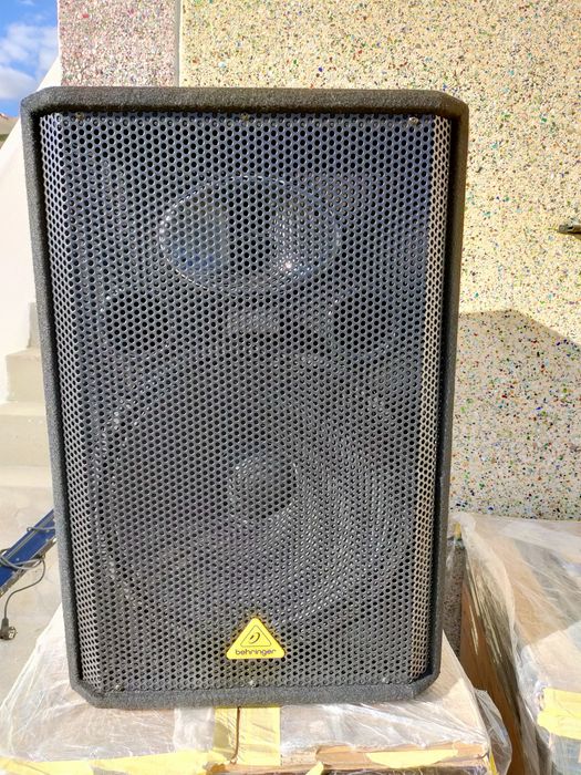 Behringer P.A. Profissional completo + 3 robôs de luzes