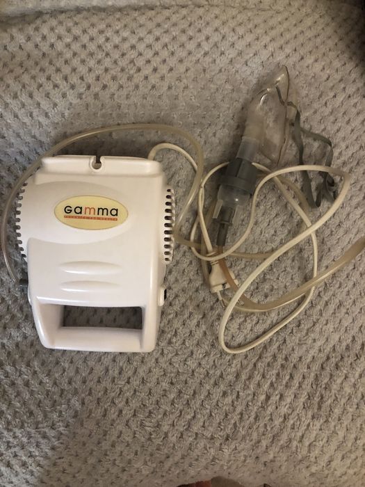 Б/у інгалятор, робочий, стан нормальний.