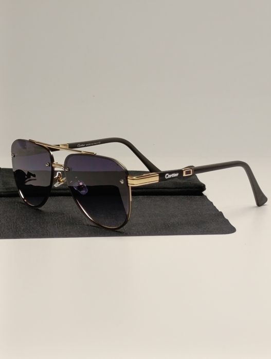 Cartier Santos ( Gold / Black )
