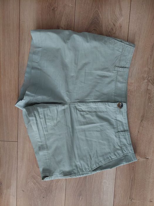 Krótkie spodenki h&m 42