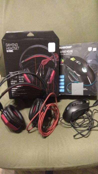 Zestaw gracza słuchawki i myszka